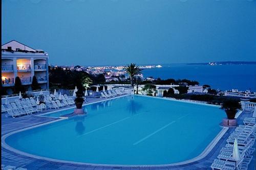 Holiday Paradise Канны Экстерьер фото
